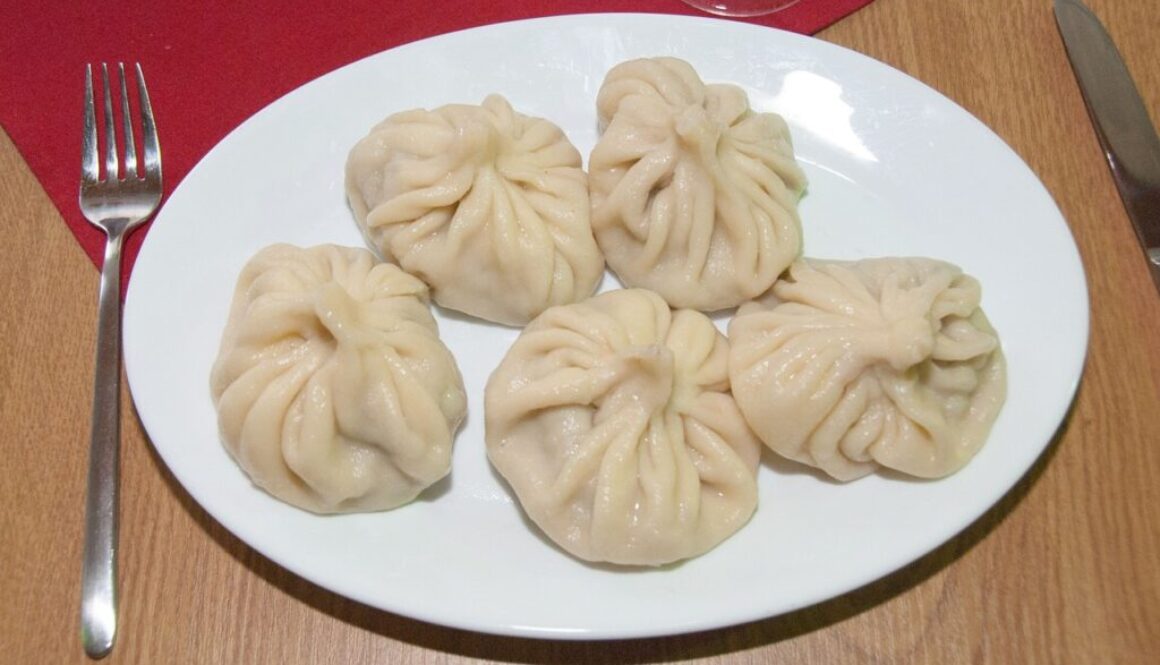 restaurant meal khinkali 198355